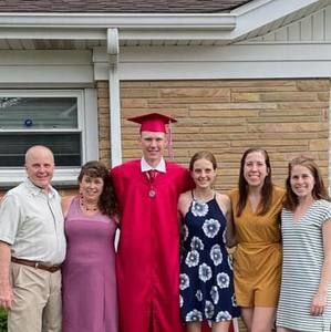 Meet your Posher, Carrie